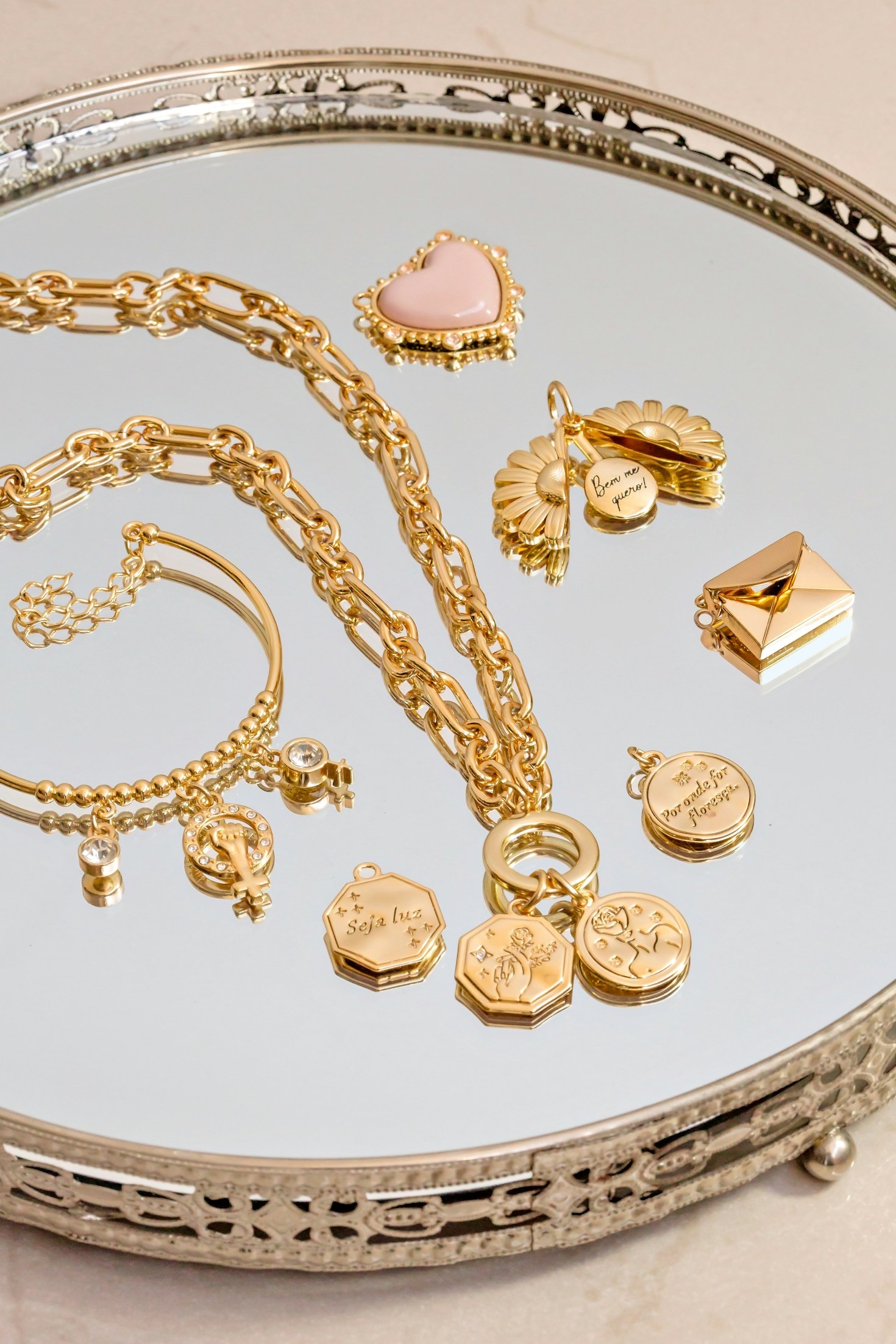 Creating Memories with Artisan Jewelry